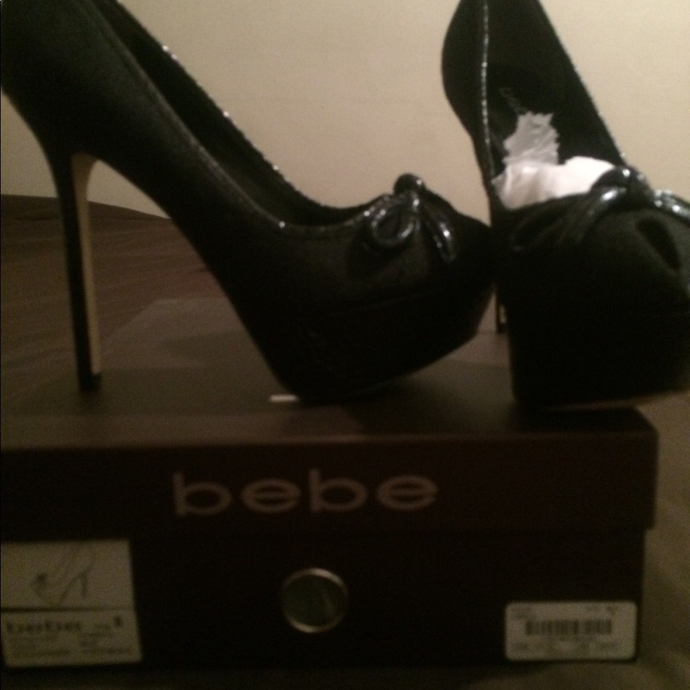 Bebe 👠 - Picture 2 of 3